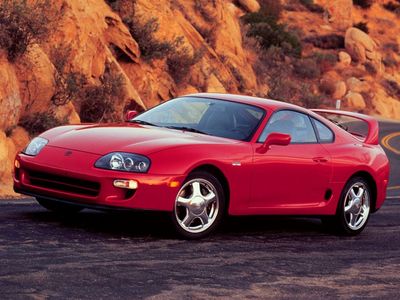 Автостекла Toyota Supra c установкой в Москве
